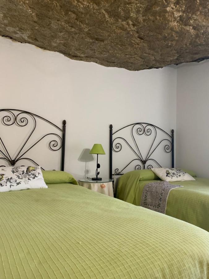Casa Cueva Las Calcetas Hostal Setenil De Las Bodegas Exterior foto