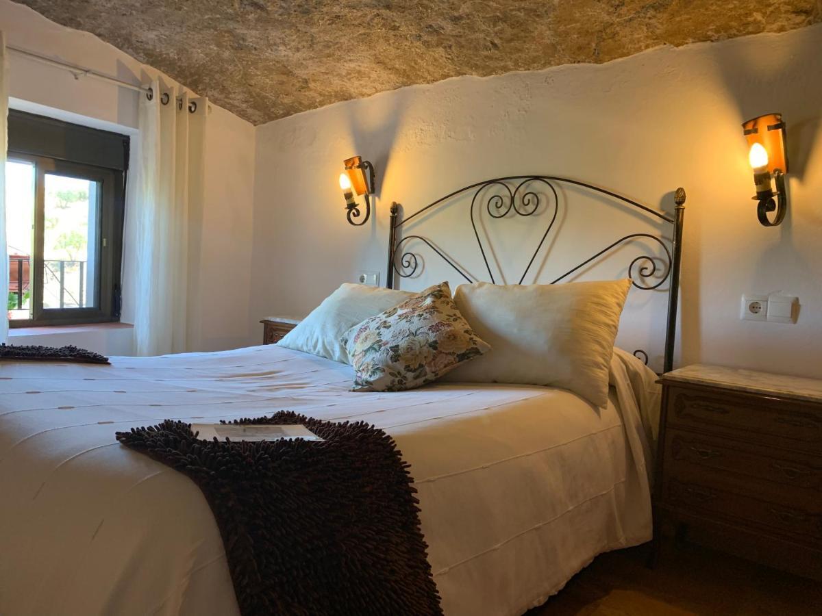 Casa Cueva Las Calcetas Hostal Setenil De Las Bodegas Exterior foto