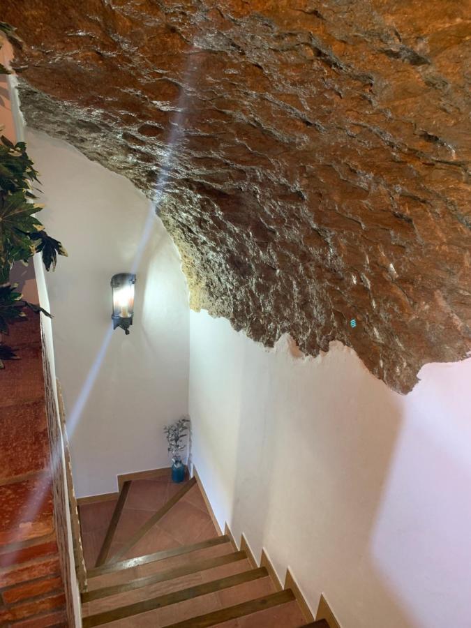 Casa Cueva Las Calcetas Hostal Setenil De Las Bodegas Exterior foto