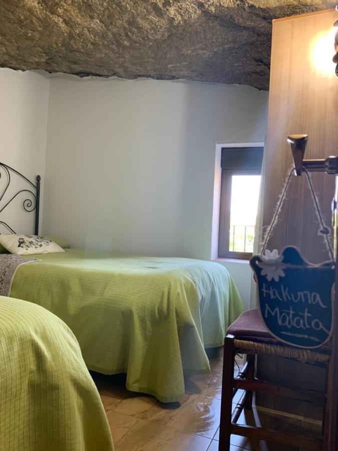 Casa Cueva Las Calcetas Hostal Setenil De Las Bodegas Exterior foto