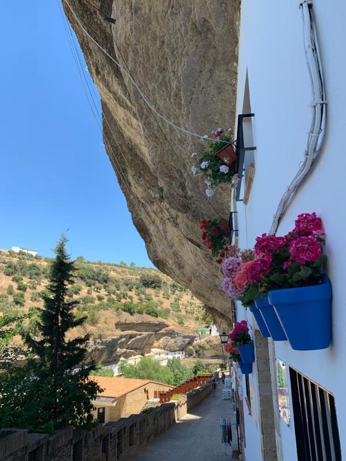 Casa Cueva Las Calcetas Hostal Setenil De Las Bodegas Exterior foto